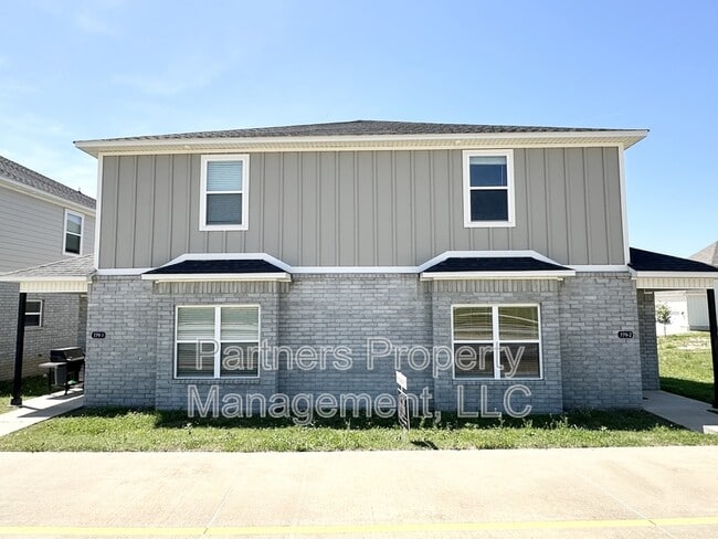 Photo - 779 S Rupple Rd Apartment