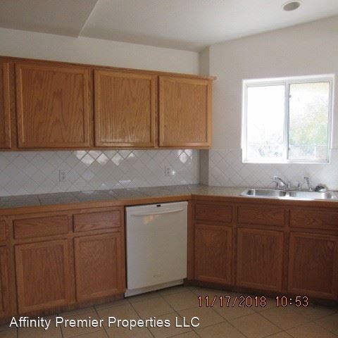 Building Photo - 3 br, 2 bath House - 2430 Havasupai Blvd.