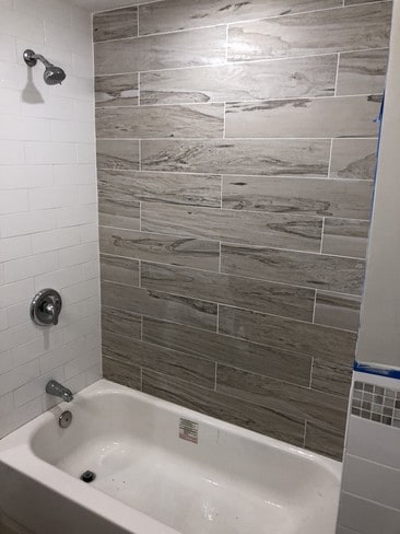 Shower Tub - 118 43rd St