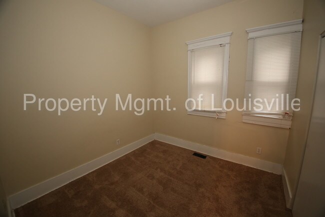 Foto del edificio - 1BD/1BA First Floor Apartment
