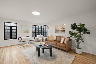 Building Photo - Belroy