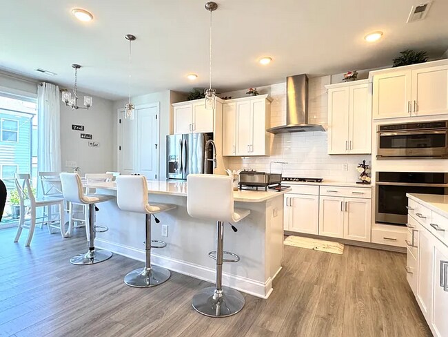 Foto del edificio - 4 Bedroom for Rent in Apex