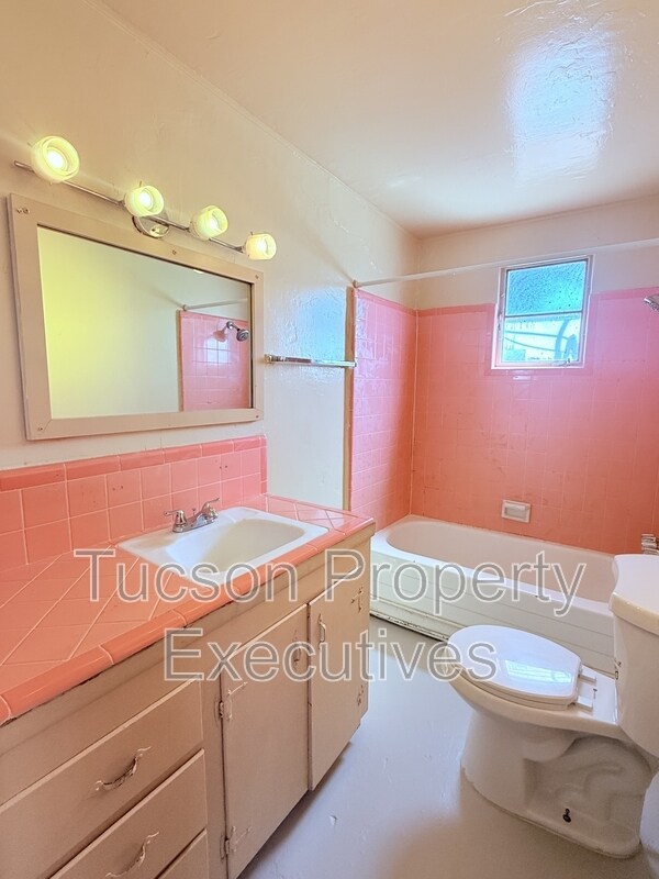 Foto del edificio - 3274 E Benson Hwy