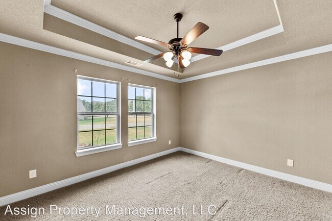 Foto del edificio - 4 br, 3 bath House - 116 Sweet St