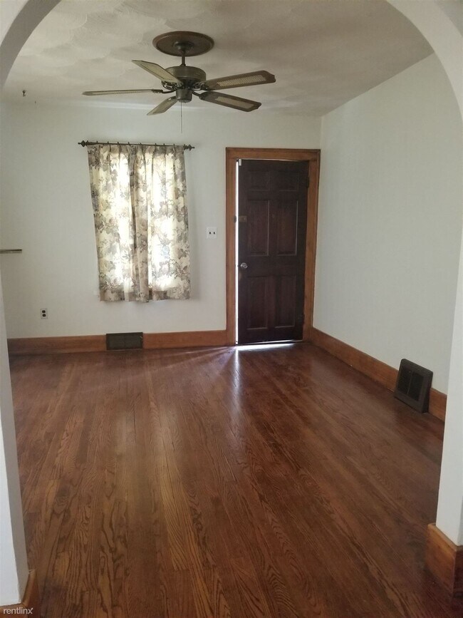 Building Photo - 2 br, 1 bath House - 92 W Brooklyn Ave