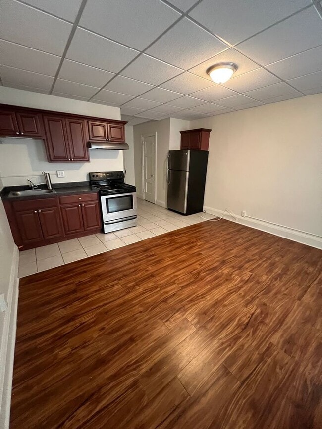 Interior Photo - 111 On East