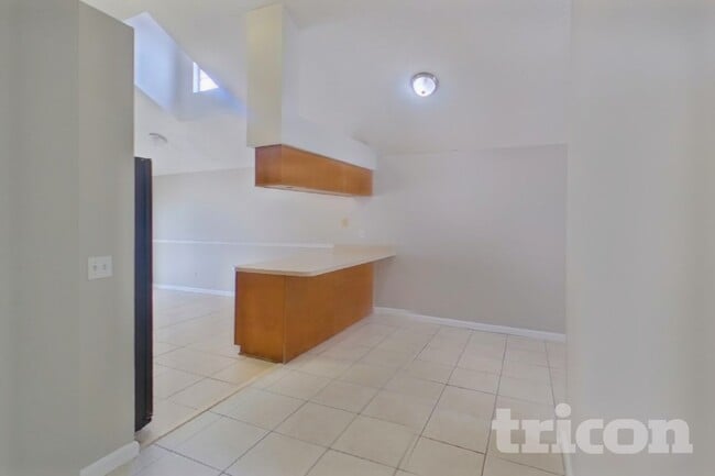Building Photo - 417 Filmore Dr