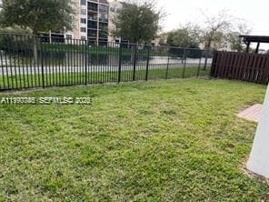 Foto del edificio - 10020 NW 10th St