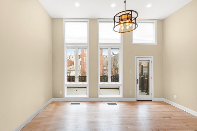 Foto del edificio - 913 N Lawrence St