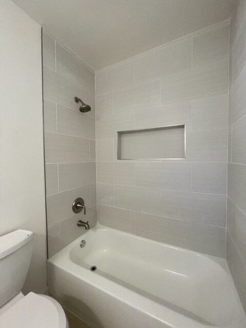 Building Photo - 2540 Manhattan Ave