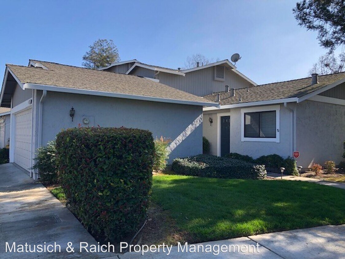 Primary Photo - 2 br, 2 bath House - 4952 Red Creek Dr.