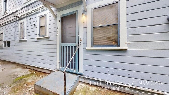 Building Photo - 220 NW 20th Pl