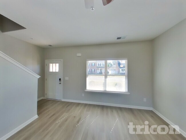 Foto del edificio - 415 Middleton Ln