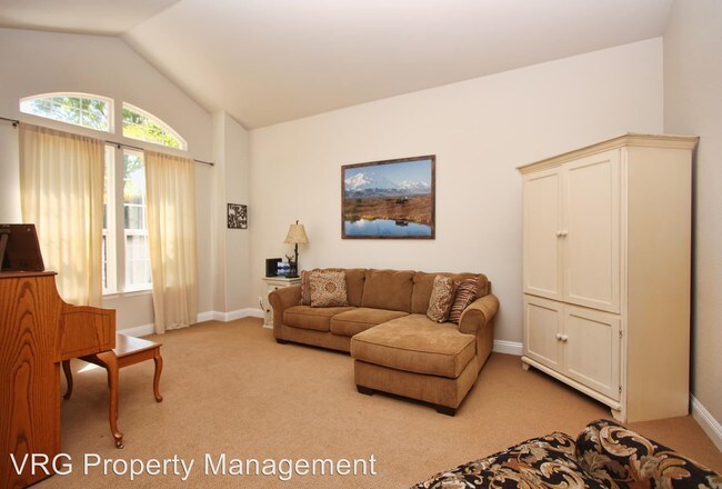 Foto del edificio - 3236 Veld Way