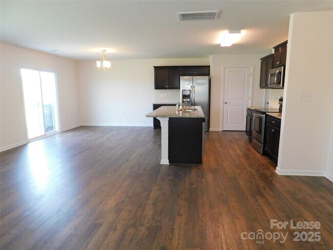 Building Photo - 3995 BETHESDA Pl