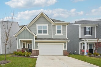 Building Photo - 4544 Nokes Pl