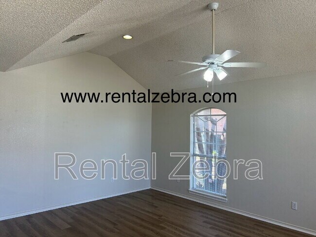 Building Photo - 5641 Springtide Dr