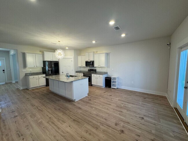 Building Photo - Gulf Breeze - Sailfish Pointe - 5 bedroom, 3 bathroom