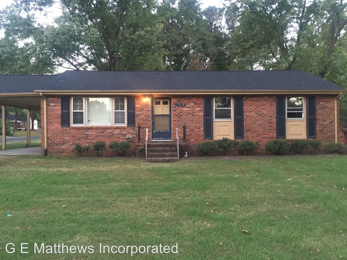 Primary Photo - 3 br, 1.5 bath House - 24115 River Road