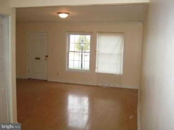 Primary Photo - 206 N Sterling Blvd