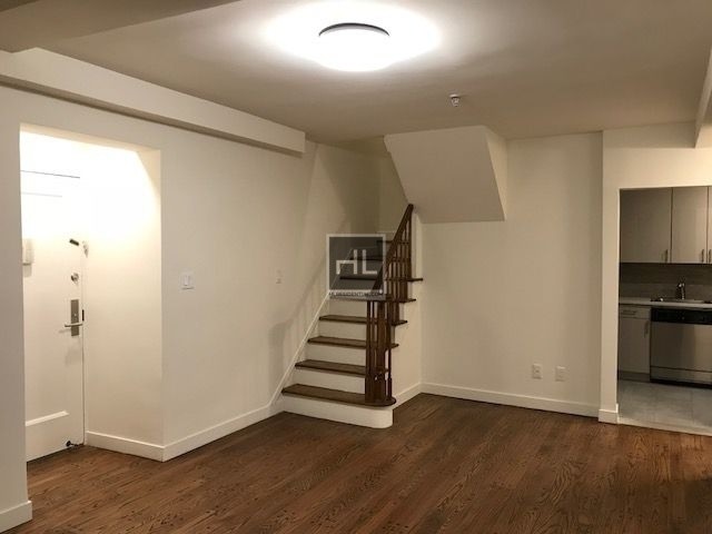 Primary Photo - East 74th Street