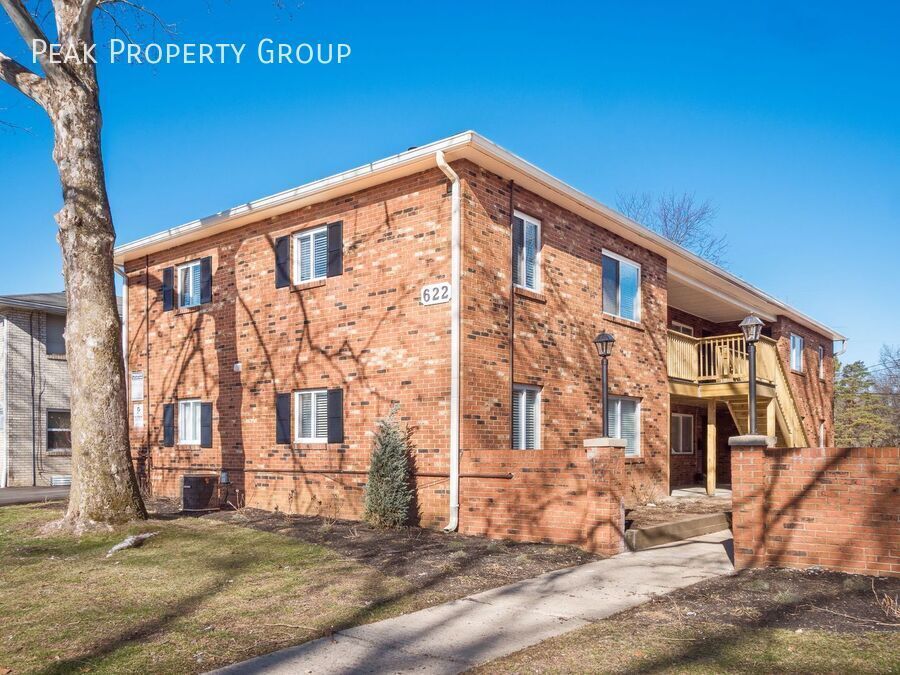 Foto principal - 620 Riverview Dr