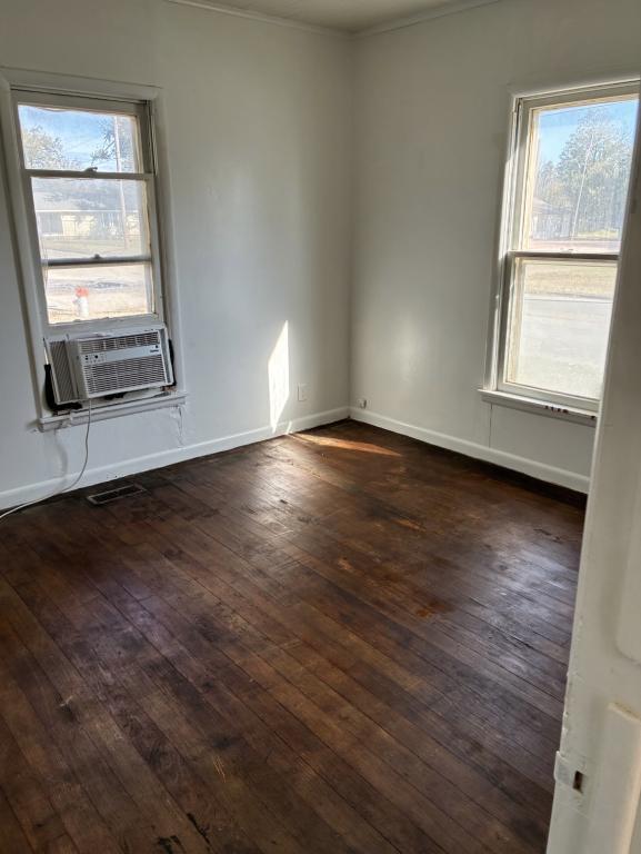 Foto del edificio - 1049 E Oak St