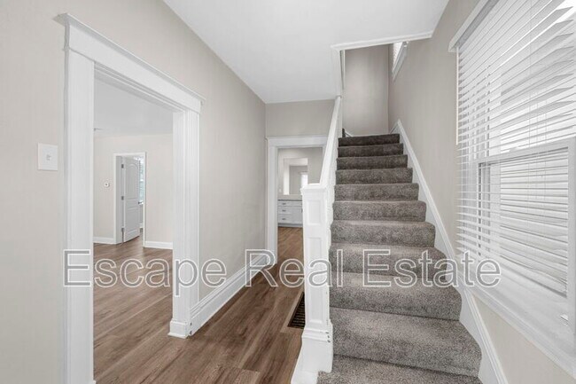 Foto del edificio - 5834 Victoria Ave
