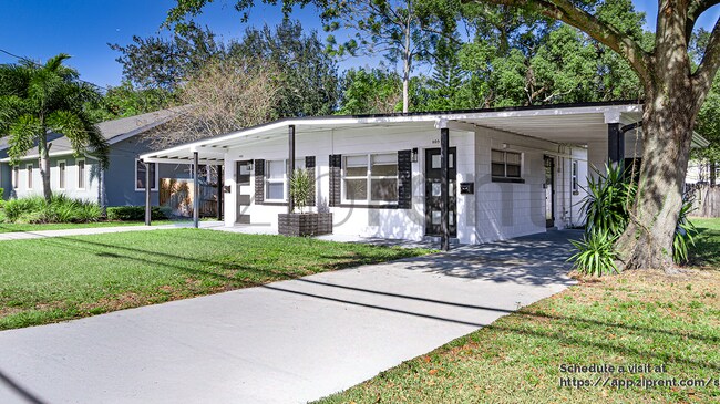 Building Photo - 1105 E South St