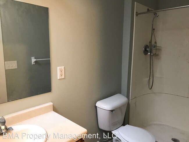 Foto del edificio - 318-322 4th St S