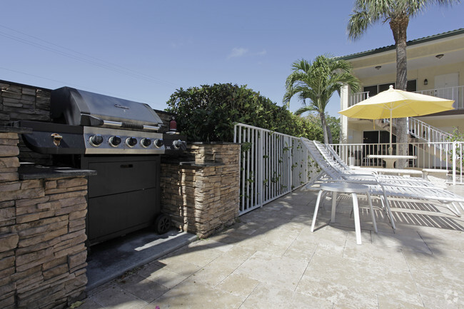 Barbacoa - Beach Villas in Deerfield