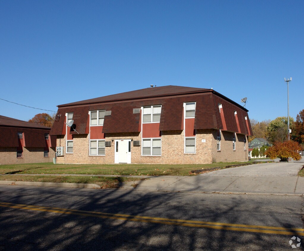 Building Photo - 30 Shields Rd