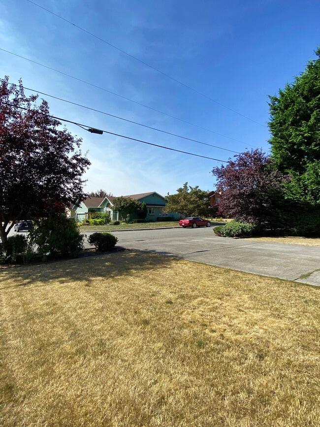 103 113th St SE, Everett, WA 98208 Townhome Rentals in Everett WA