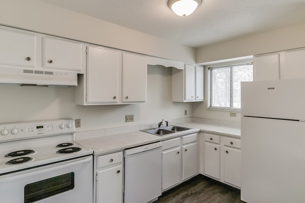Titleist Club Apartments Perrysburg, OH
