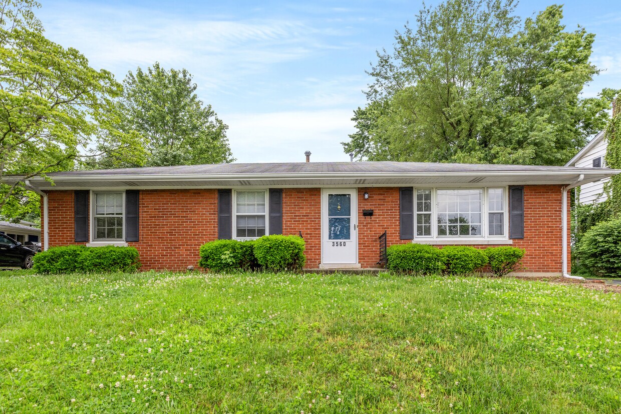 3560 Lansdowne Dr Lexington, KY 40517 Alquileres en Lexington, KY