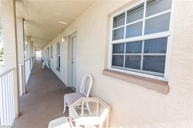 Foto del edificio - 621 SW 47th Terrace