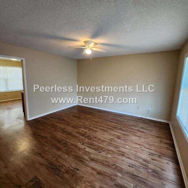 Foto del edificio - 505 4th Ave SW