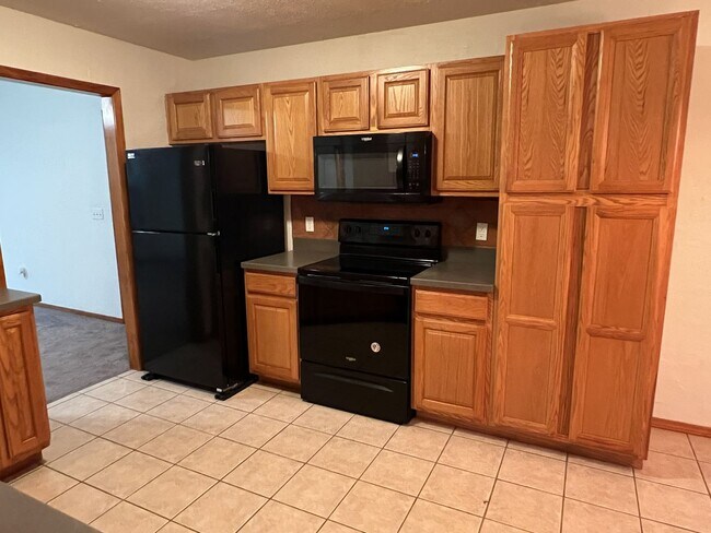 Foto del edificio - Orchard Crest Home with Willard Schools