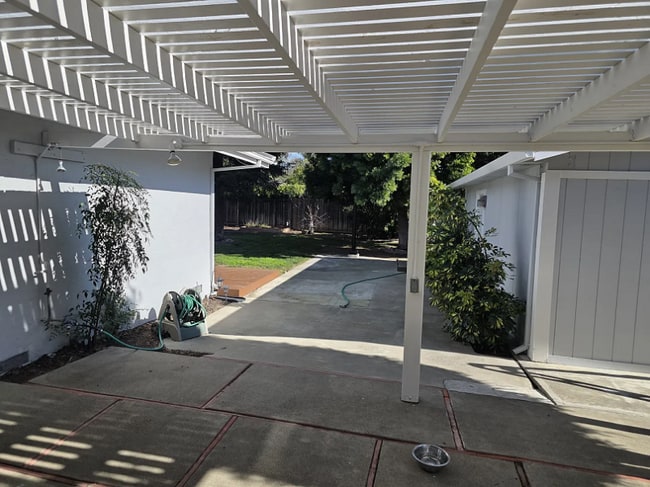 Building Photo - 776 Berkshire Pl