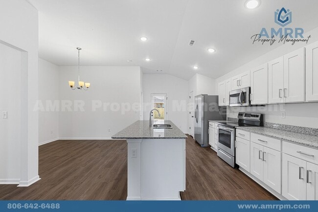 Building Photo - Spacious 3-Bedroom Home – Your Perfect Fam...