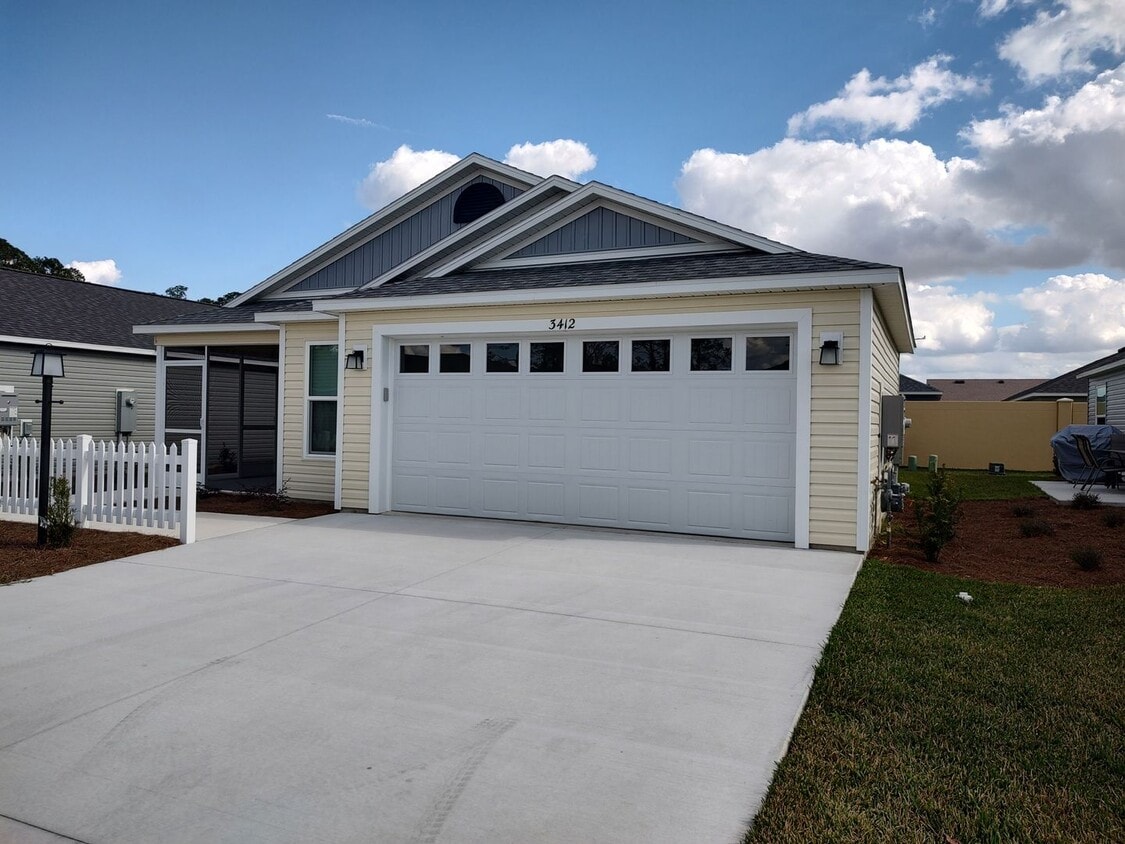 Primary Photo - SHOWING as of 6/1/2025 Patio Villas in Del...