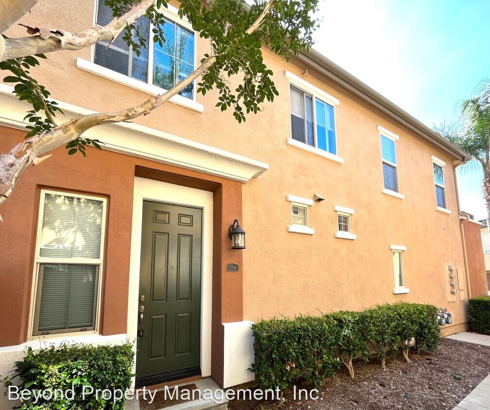 Primary Photo - 3 br, 2.5 bath House - 2736 Bellezza Dr.