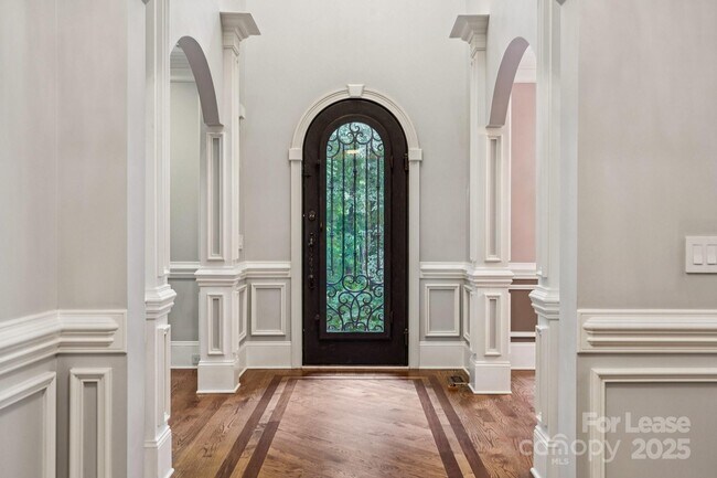 Building Photo - 7328 Summerlin Pl