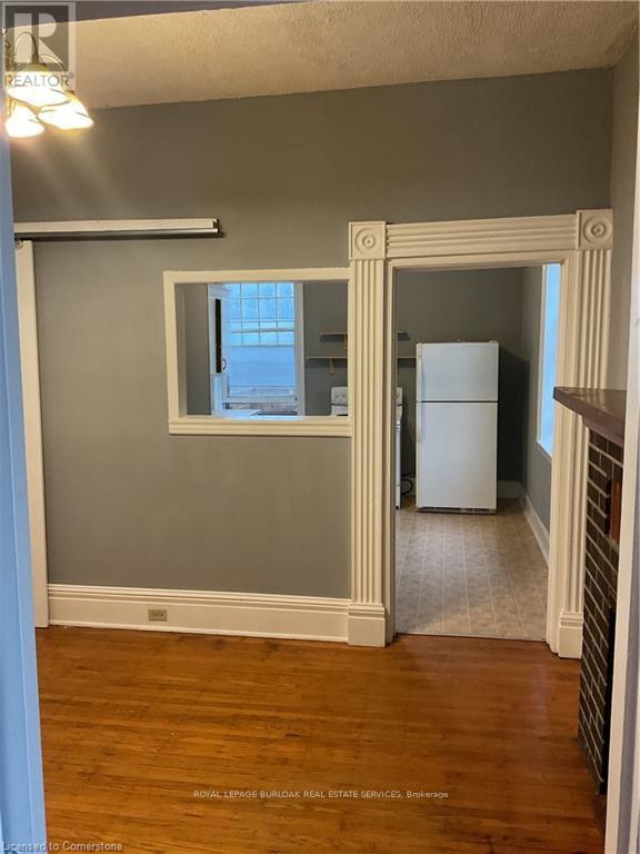 Photo du bâtiment - 303-303 E 19th St