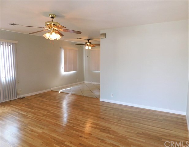 Building Photo - 15034 Flagstaff St