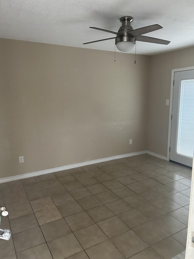 Building Photo - 7600 Emmett F Lowry Expy