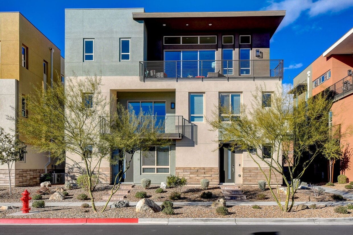 Foto principal - Summerlin Village 15A Parcel 1 - Latitude ...