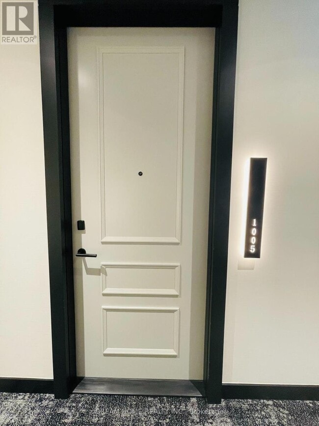 Photo du bâtiment - 115 Denison Ave