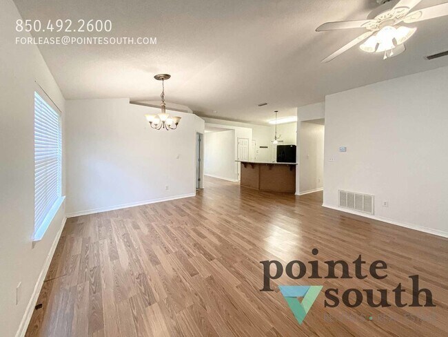 Building Photo - 9841 Watkins Dr