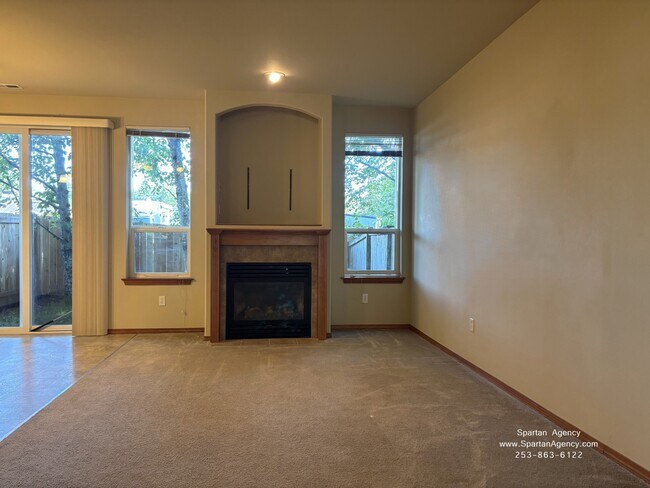 Foto del edificio - 21712 104th Street Ct E